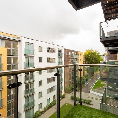 Amazing Modern 2 Bedroom Flat In Greenwich For 4 People Londres Exterior foto